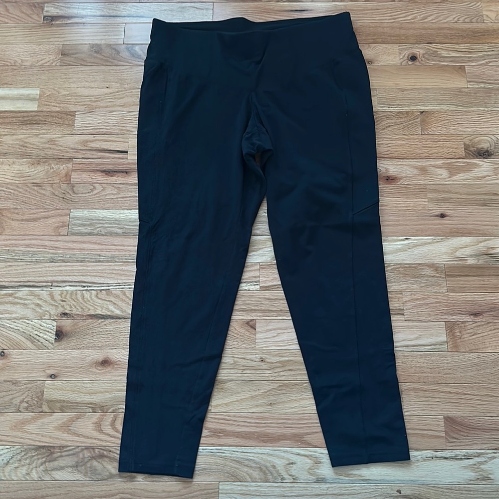 Livi Active (Lane Bryant) High-Waisted Leggings - Size 18/20